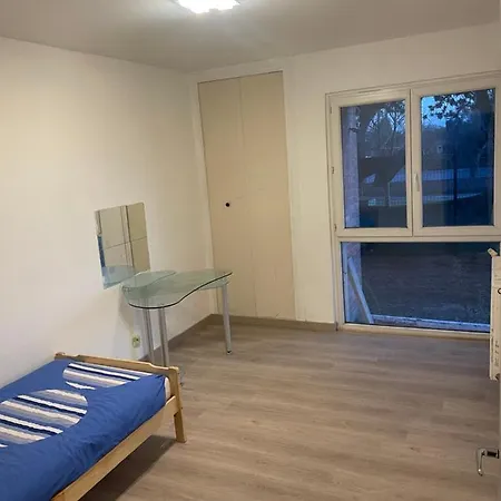 Superbe Appartement Spacieux Avec Parking Et Jardin Prive Wattignies Exterior photo