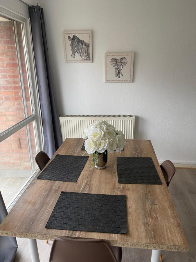 Appartement Superbe Spacieux Avec Parking Et Jardin Privé *